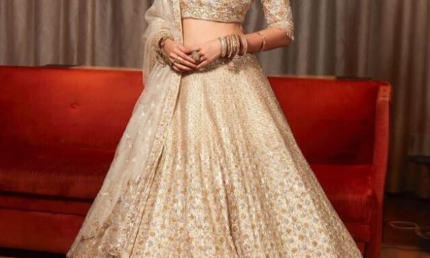 mrunal’s elegent look
