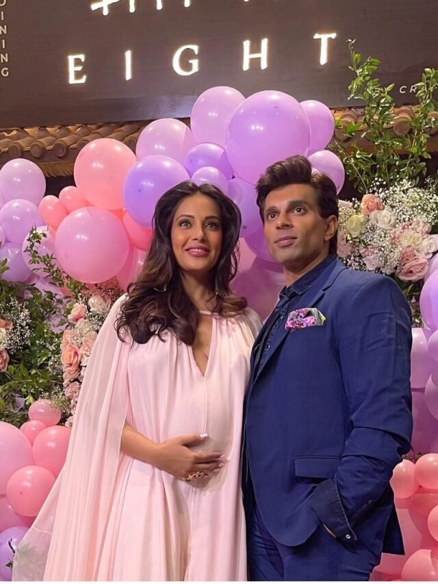 Bipasha Basu had her baby shower party.