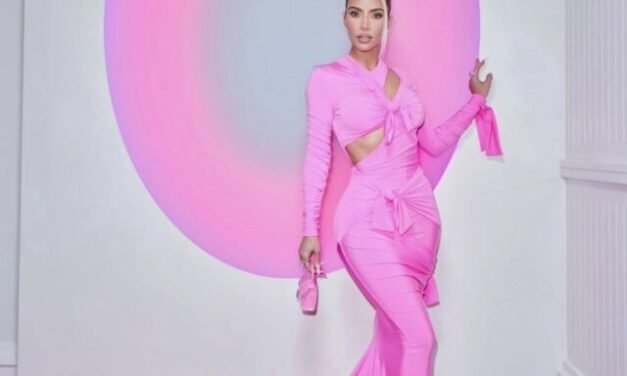 Kim kardashian rocked the baby 2 baby gala.