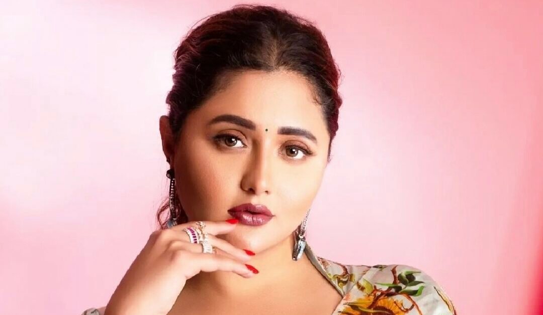 छोटी आंखों के लिए मेकअप की यह टेक्निक्स आपके आंखों को दिखाएंगी बड़ी और खूबसूरत