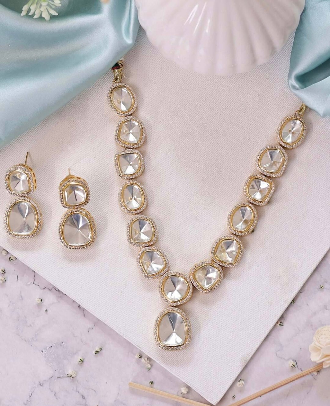 Diamond necklace set