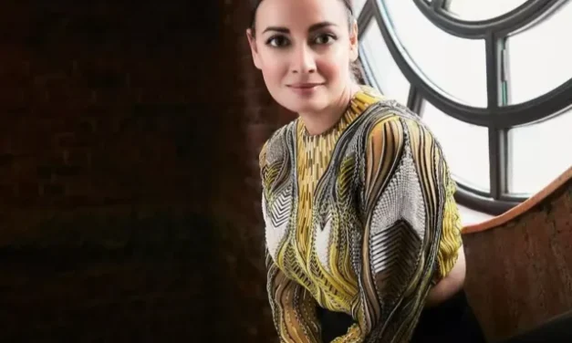 दिया मिर्जा के इन खूबसूरत लुक्स ने चुरा लिया दिल