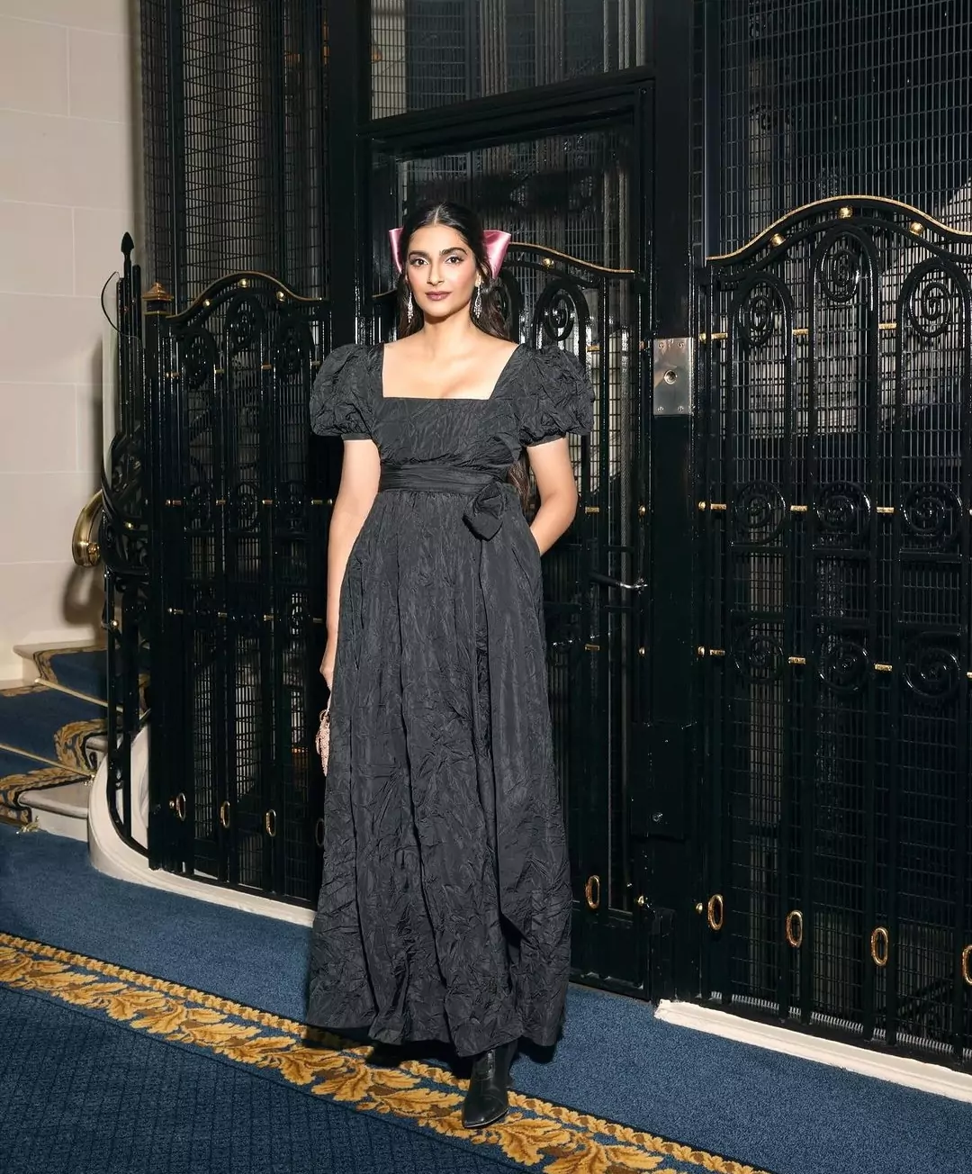 Black gown look